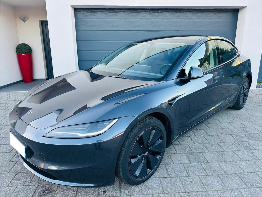 Tesla model 3 Highland rwd standard, Auto's, Tesla, Automaat, Zwart, Leder, 5 deurs