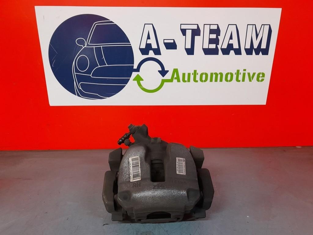 REMKLAUW RECHTS VOOR ABS Opel Combo Cargo (9830798780), Gebruikt, Opel