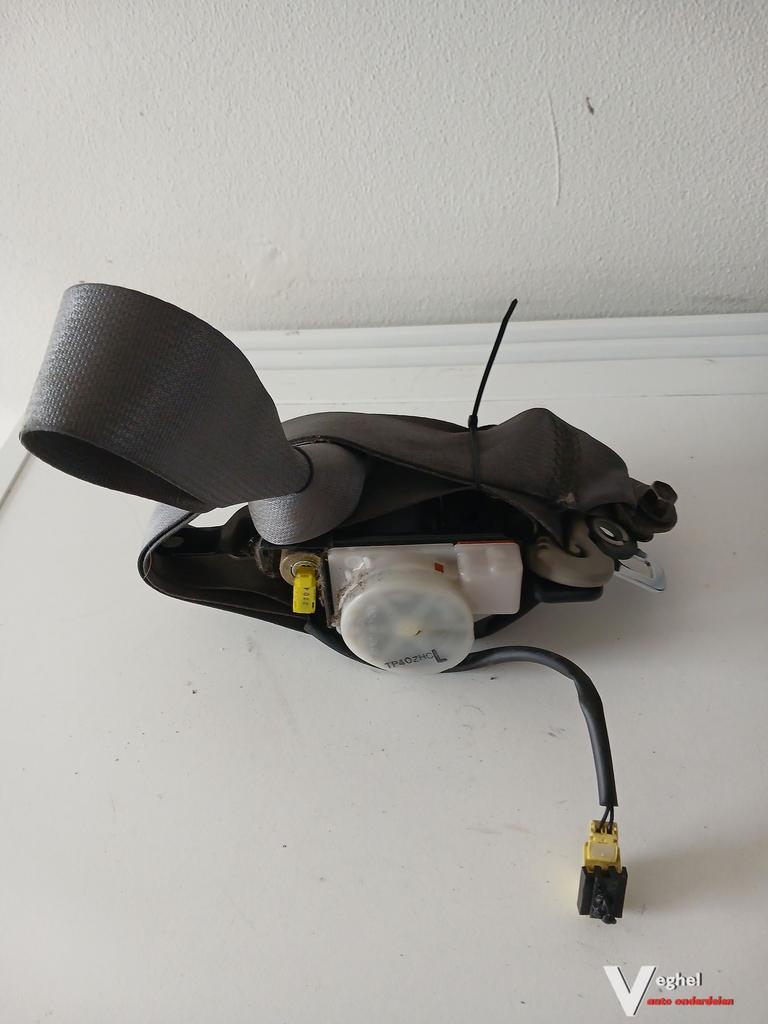 Suzuki Alto 5drs 1.0B 2600057 Gordel LV grijs '03, Auto-onderdelen, Interieur en Bekleding, Gebruikt, Ophalen of Verzenden