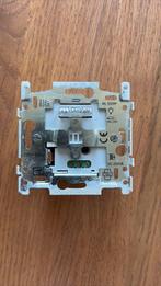 Niko 310-0260 dimmer met drukknop, Doe-het-zelf en Bouw, Ophalen of Verzenden, Zo goed als nieuw, Schakelaar