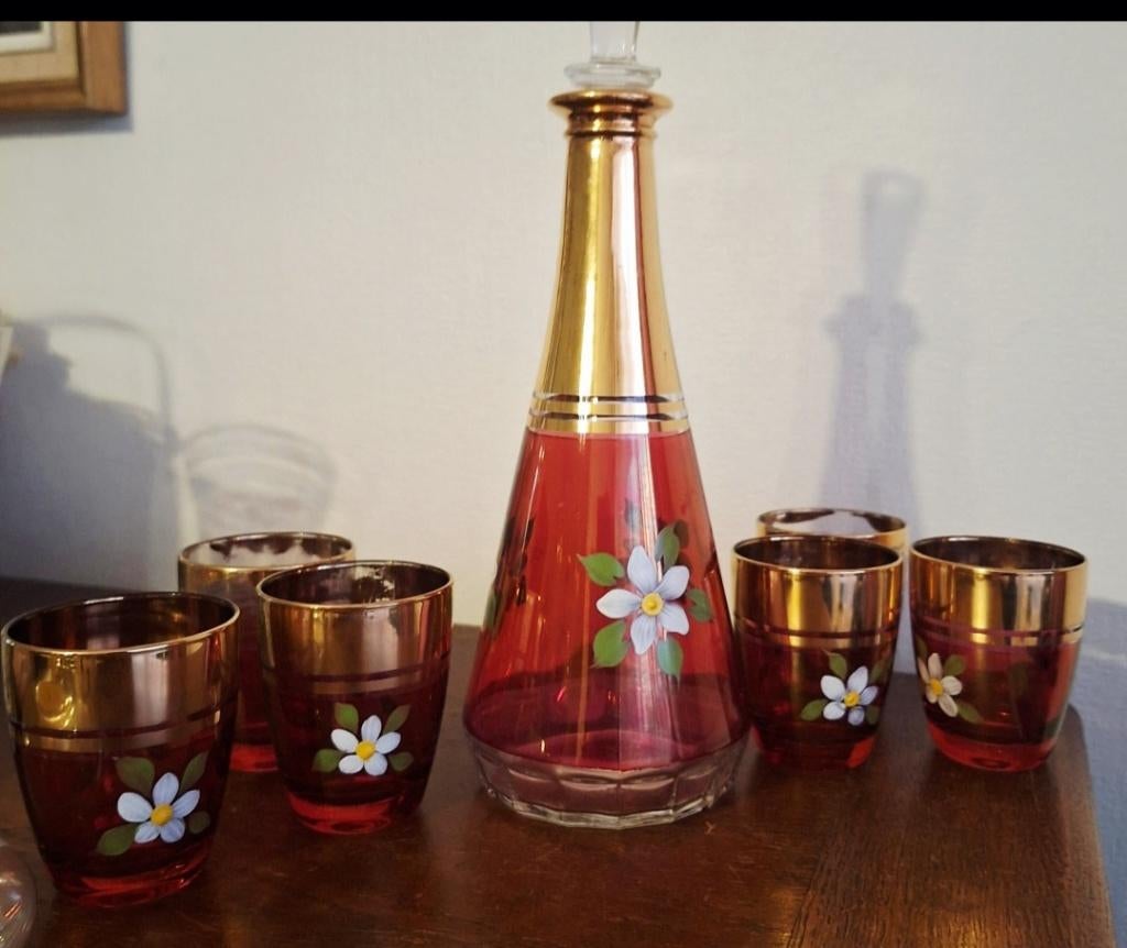 Oude Boheemse handbeschilderde karaf en 6 gllazen, Ophalen of Verzenden