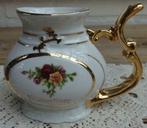 Tjechische tuitbeker met rozen en goud kleurige decoratie, Ophalen of Verzenden