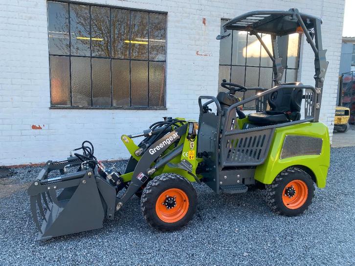 Chargeur électrique MT800E-lève 800kg- MICROTRACTORS.COM, Articles professionnels, Machines & Construction | Grues & Excavatrices