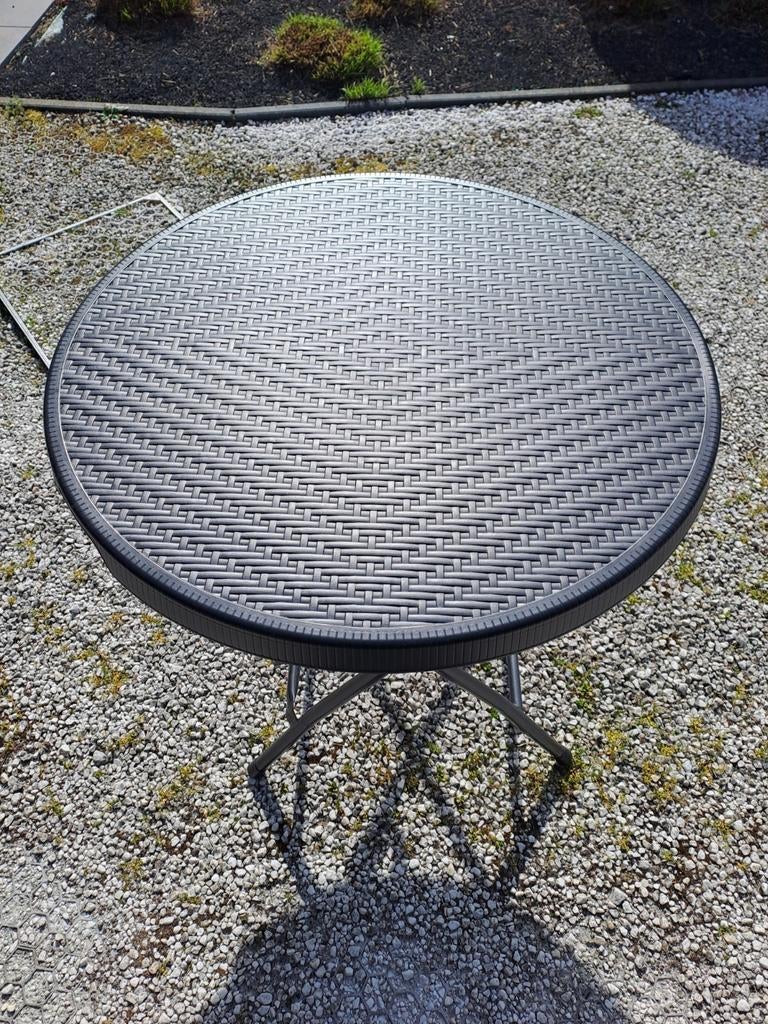 Camping tafeltje plooibaar, Ophalen