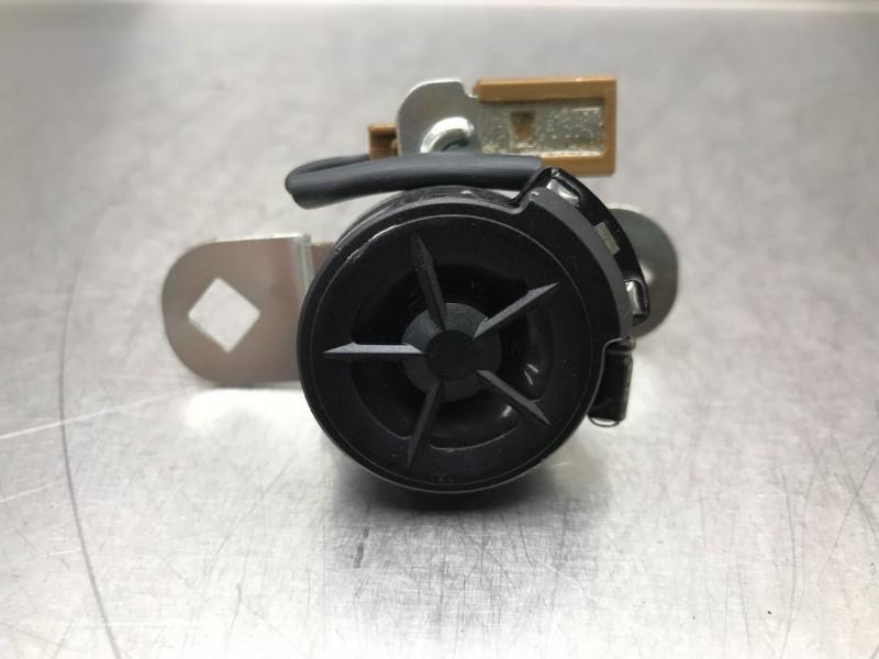 LUIDSPREKER Nissan Juke (F15) (|281E11KA0A|), Gebruikt, Dhr. M. Roggen, Marinus@Japoto.nl, Stadsweg 37 37
9917 PV  WIRDUM GR., NL