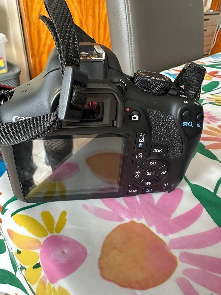 canon EOS1300D, Audio, Tv en Foto, Fotocamera's Digitaal, Gebruikt, Spiegelreflex, Canon, 8 keer of meer
