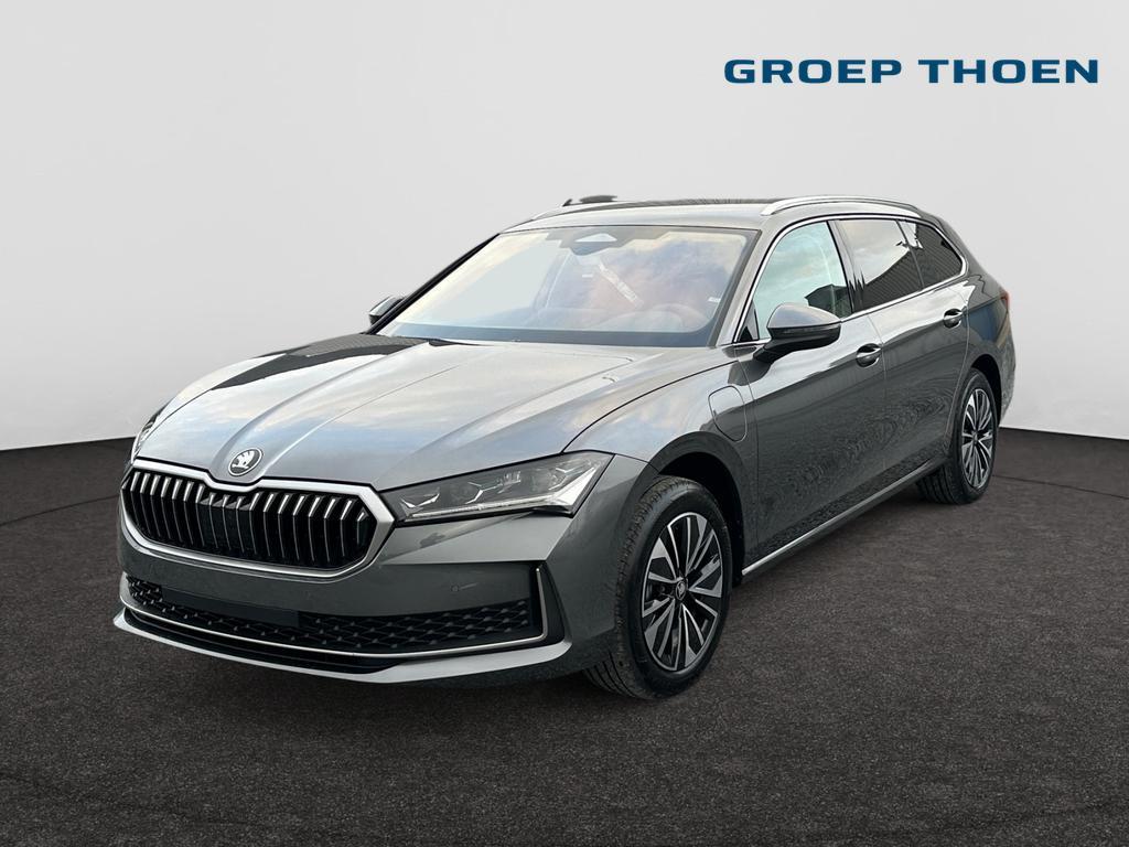 Skoda Superb Combi PHEV Superb Combi PHEV 1.5 TSI Corporate, Auto's, Automaat, Navigatiesysteem, Break, Hybride Elektrisch/Benzine