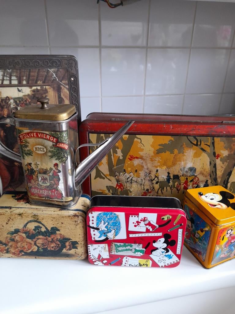 Blikken dozen, Verzamelen, Ophalen