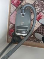 Miele stofzuiger, Ophalen, Stofzuiger