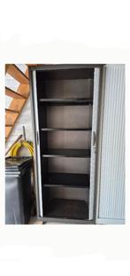 Armoire métallique à 2 portes Fermée par une clé, Enlèvement