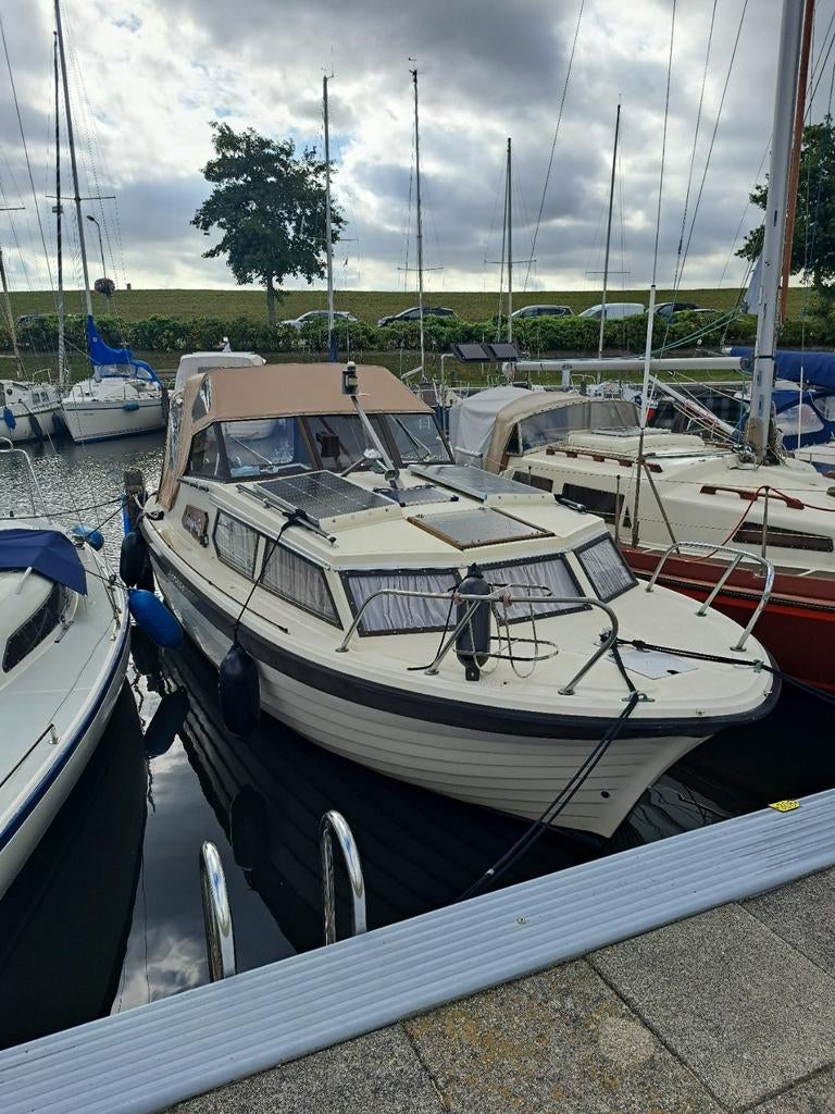 Hanto 24, 30 à 50 ch, Diesel, Enlèvement, Utilisé