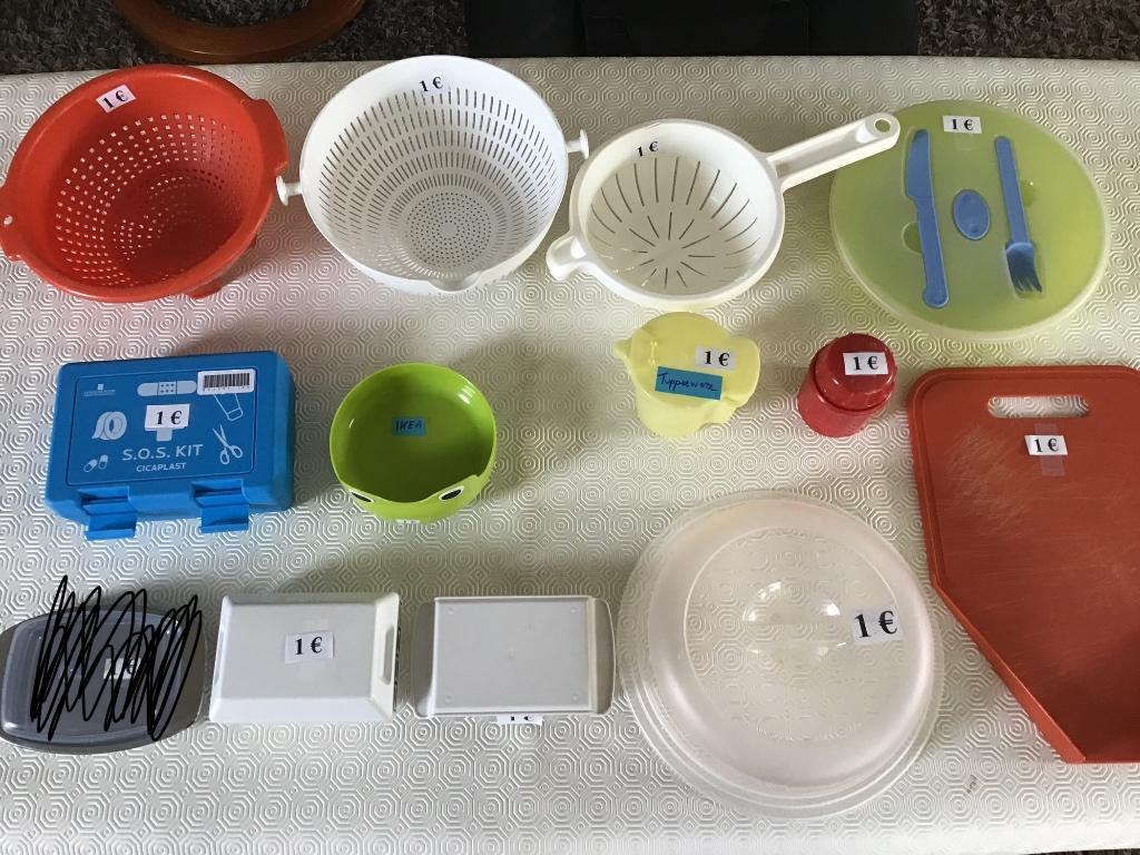 13 plastieken items voor keukengebruik aan 1 €, Ophalen of Verzenden, Zo goed als nieuw