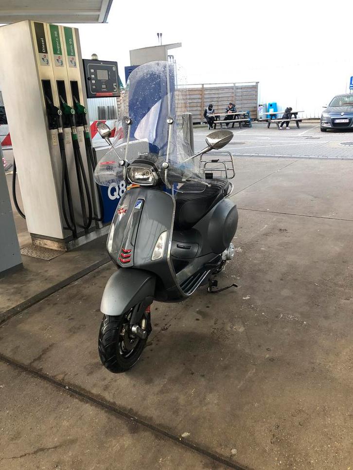 Vespa Sprint, Vélos & Vélomoteurs, Scooters | Vespa, Comme neuf, Enlèvement
