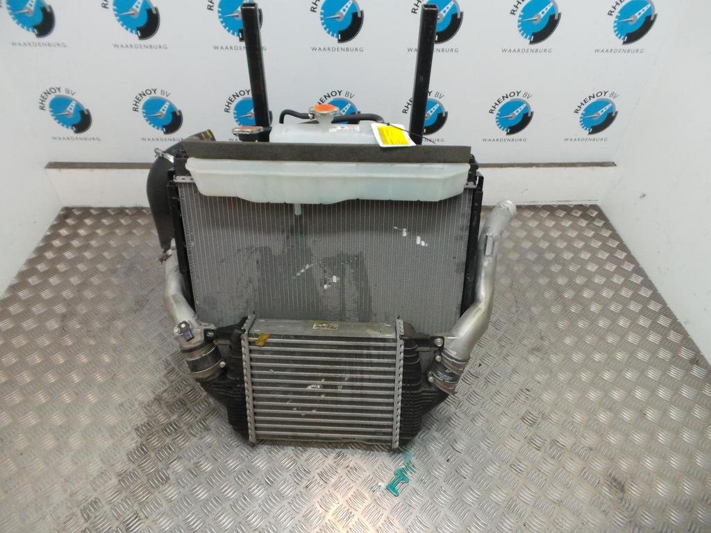 NISSAN CABSTAR KOELERPAKKET 2014, Auto-onderdelen, Ophalen of Verzenden, Gebruikt, Stiba lid