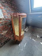 Antiek vitrinekast, Ophalen