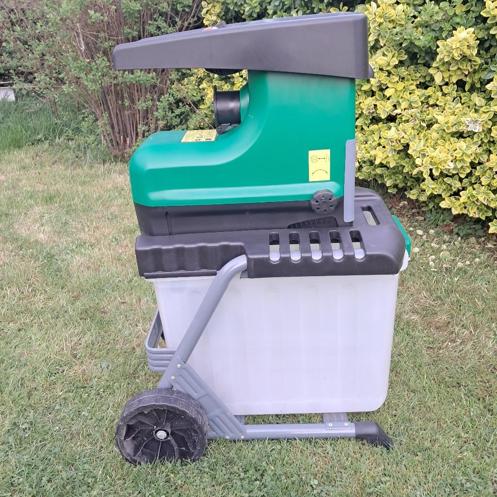 Broyeur, Tuin en Terras, Hakselaars, Ophalen, Zo goed als nieuw, Autre, Met opvangzak