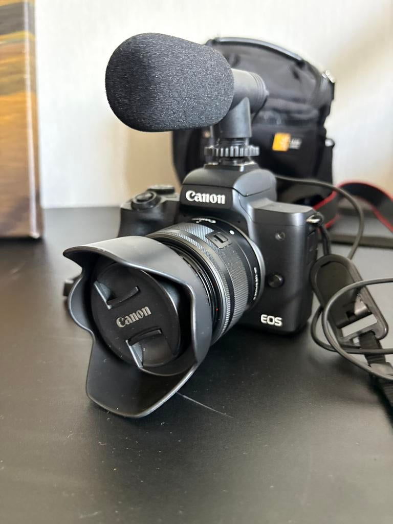 Canon EOS M50 Mark II Complete Set, Enlèvement ou Envoi, Canon, Caméra, Comme neuf