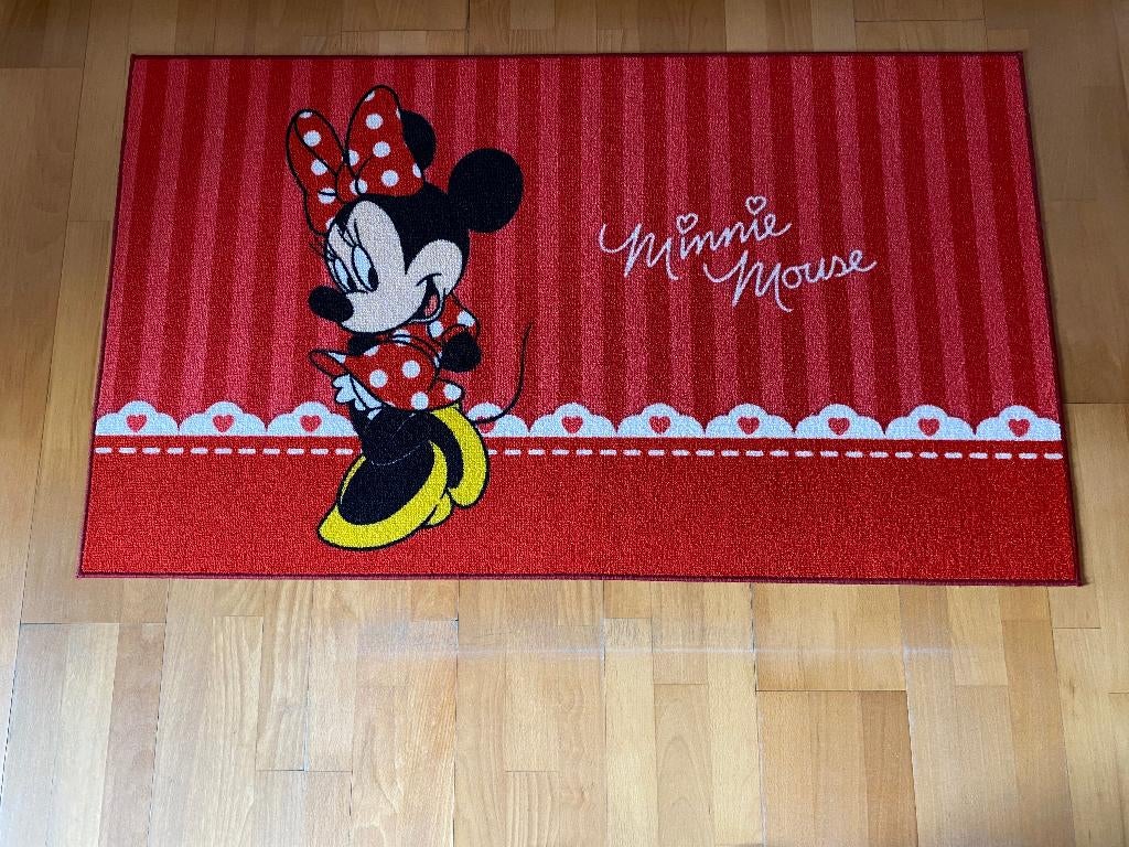 TAPIJT MINNIE MOUSE TE KOOP, Enlèvement, Comme neuf, Tapis ou Coussin