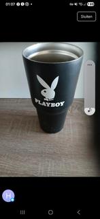 Playboy beker, Ophalen