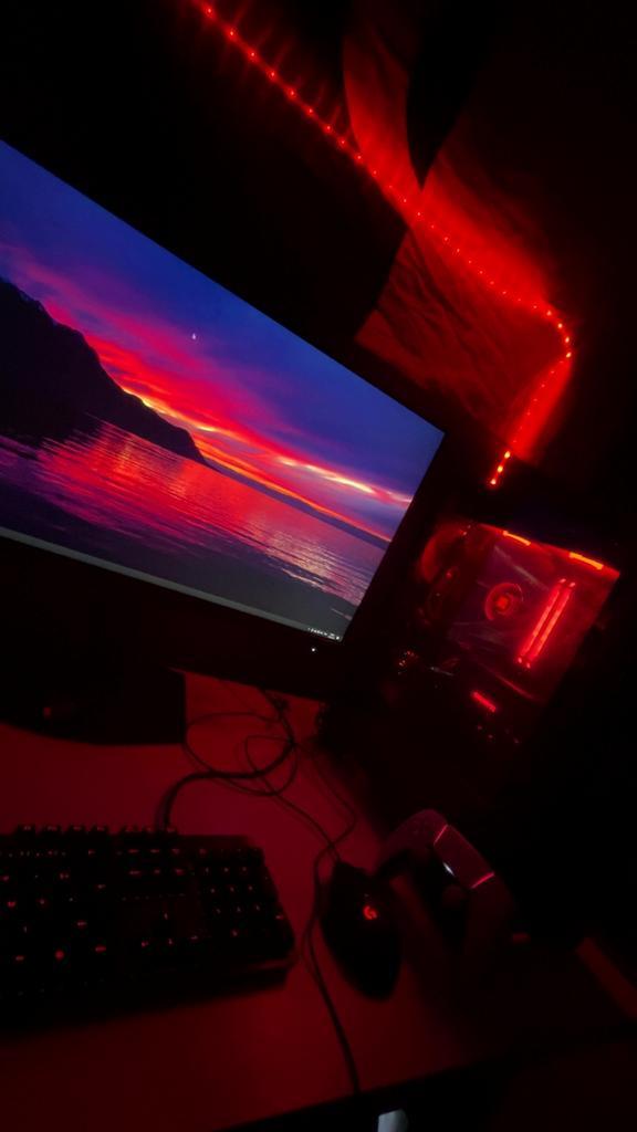 Pc gamer, Games en Spelcomputers, Games | Pc, Zo goed als nieuw, Eén computer, Online, Virtual Reality, Ophalen