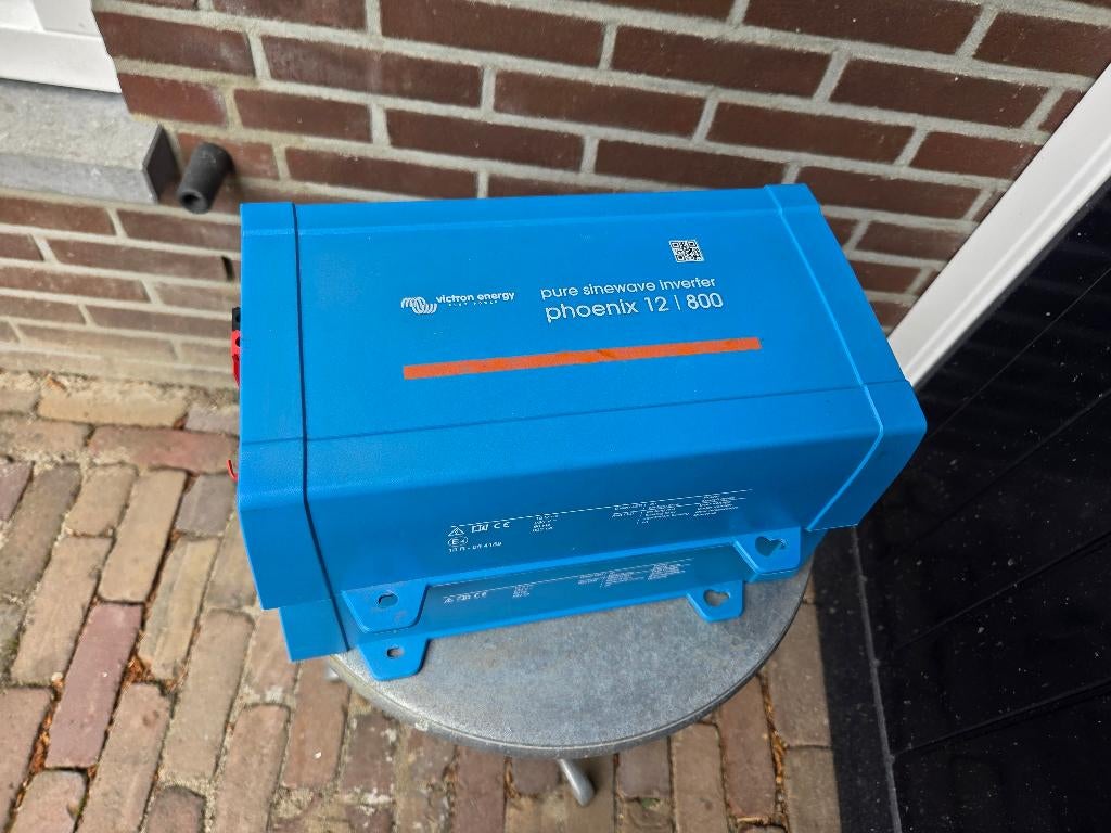 Inverter / omvormer Victron Phoenix Pure Sine 12 - 800, Ophalen, Zo goed als nieuw