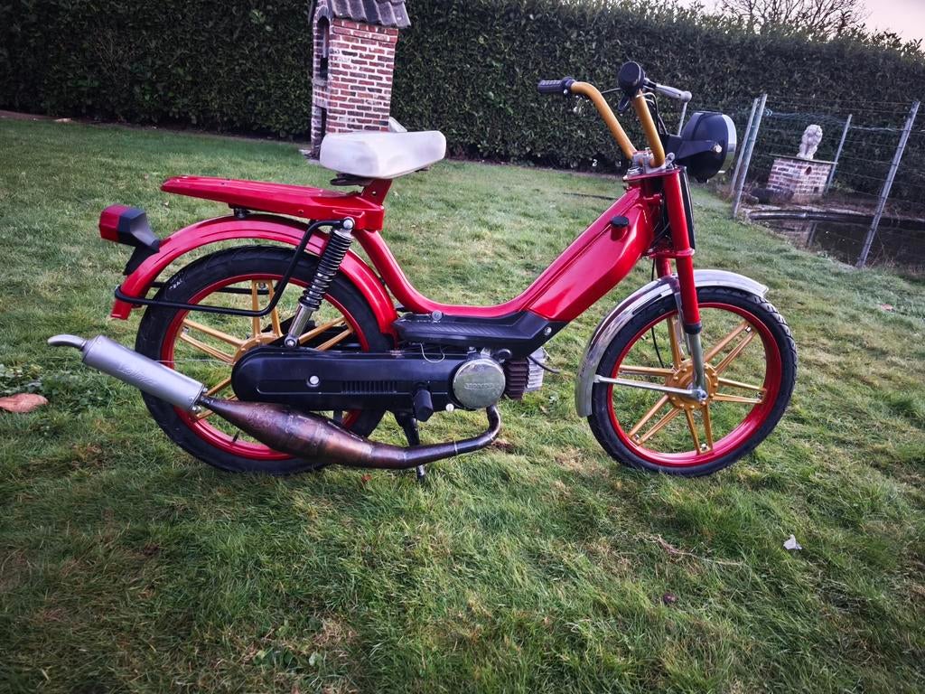 Honda camino joy-rider, Fietsen en Brommers, Brommeronderdelen | Algemeen, Ophalen, Uitlaat