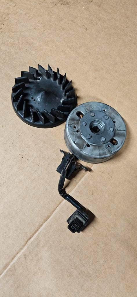 Allumage 4 temps Piaggio Zip, Vélos & Vélomoteurs, Pièces de cyclomoteur | Général, Comme neuf, Bloc, Enlèvement