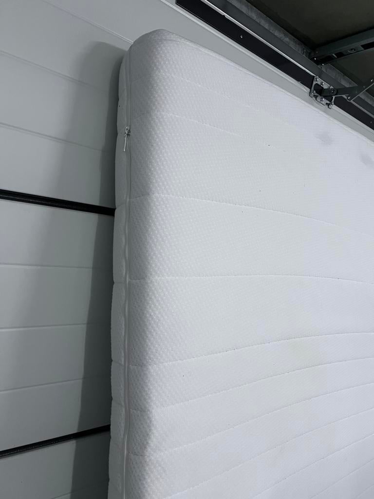 Matelas et sommiers 140cm, 140 cm, Enlèvement, Utilisé, Sommier