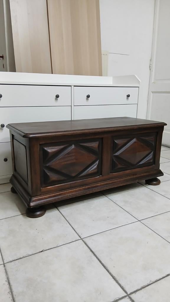 Banc coffre en bois massif ancien, Maison & Meubles, Enlèvement