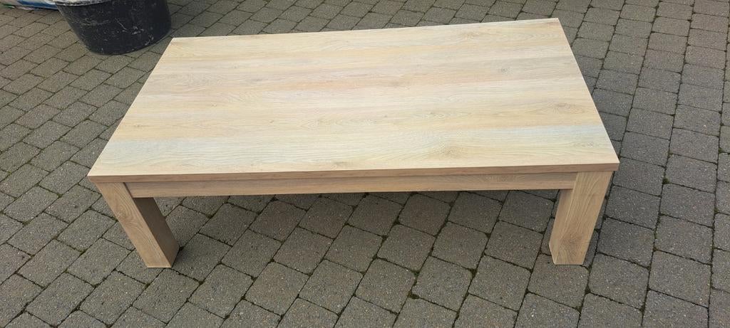 Salon tafel, Ophalen