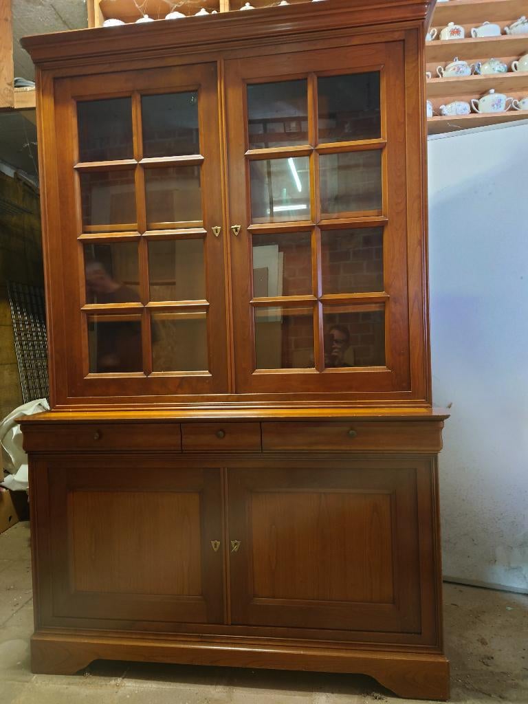 Vitrinekast, Ophalen, 100 tot 150 cm, Zo goed als nieuw, Kersenhout