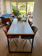 Eettafel met 4 stoelen van Belgische makelij, Ophalen, 50 tot 100 cm, Zo goed als nieuw, Vijf personen of meer