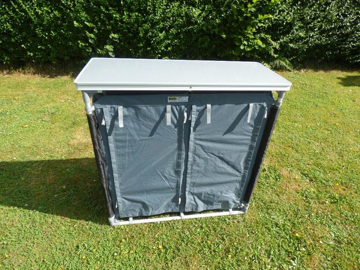 Armoire de camping Euro Trail, Caravanes & Camping, Meubles de camping, Comme neuf, Armoire de camping, Enlèvement