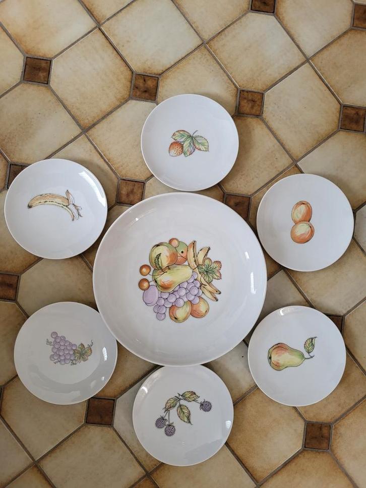 Arzberg, vintage porseleinen fruitschaal met dessertborden., Antiek en Kunst, Antiek | Servies compleet, Ophalen of Verzenden