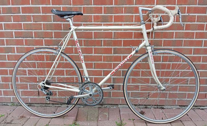 BERNARD HINAULT stalen koersfiets 1973 maat 60, Fietsen en Brommers, Fietsen | Heren | Sportfietsen en Toerfietsen, Gebruikt, 10 tot 15 versnellingen