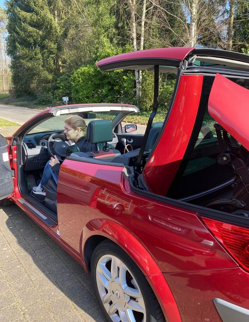 Renault megane cabrio, Auto's, Renault, Particulier, Mégane, Open dak, Benzine, Cabriolet, 2 deurs, Handgeschakeld, Overige kleuren