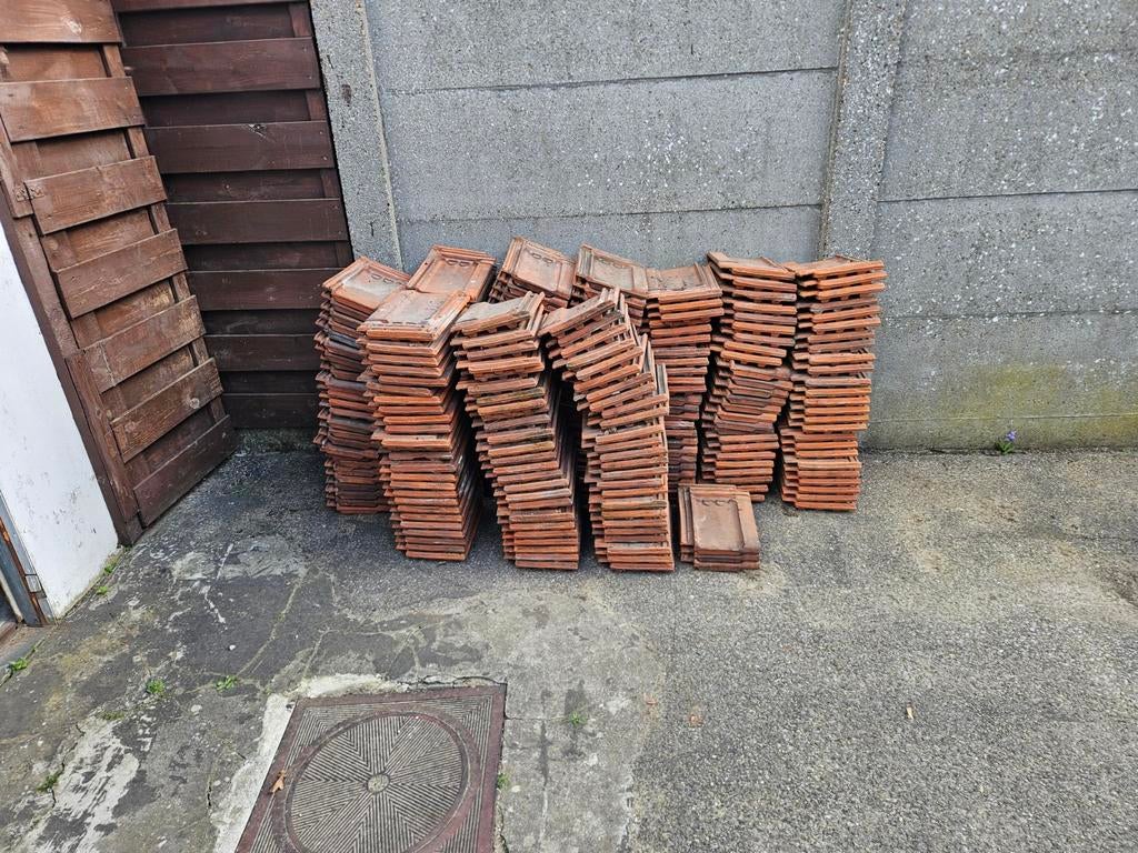 Ongebruikte oude dakpannen, Ophalen, Dakpannen