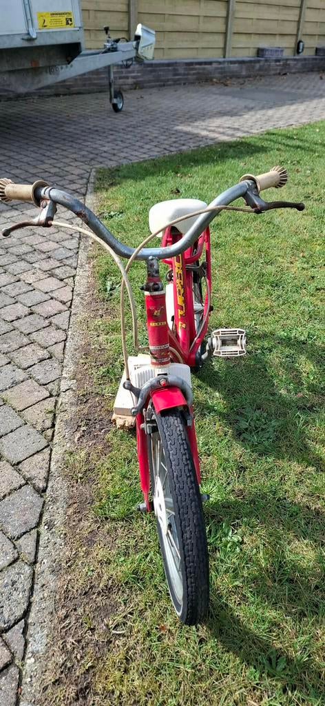 Rode kinderfiets, Fietsen en Brommers, Ophalen, Gebruikt