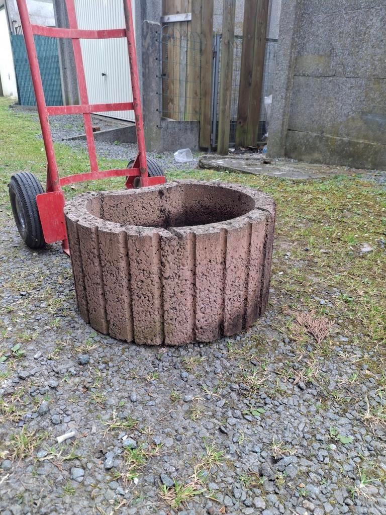 Bac a fleurs 3 pieces  5 euros pièces, Jardin & Terrasse, Bacs à fleurs & Jardinières