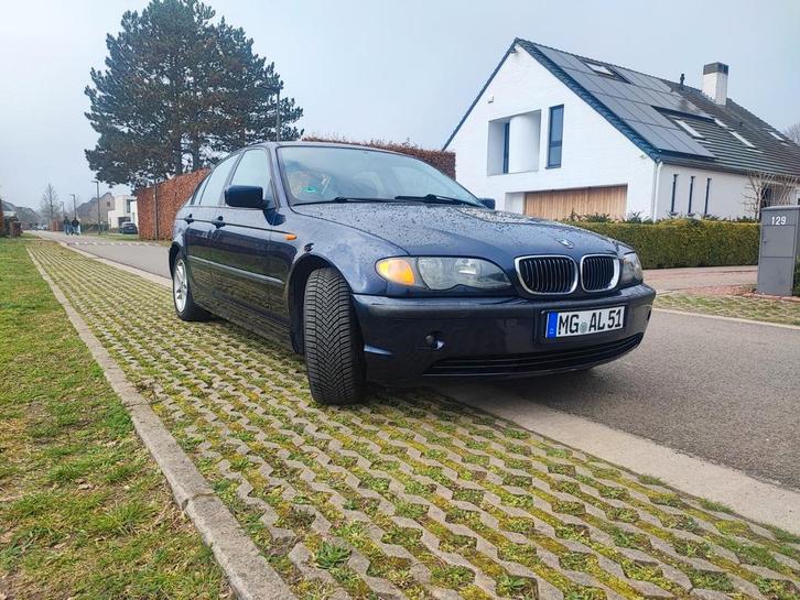 BMW e46 318i series 3 2001, Auto's, BMW, Bedrijf, 3 Reeks, Airconditioning, Benzine, Euro 4, Berline, 5 deurs, Handgeschakeld