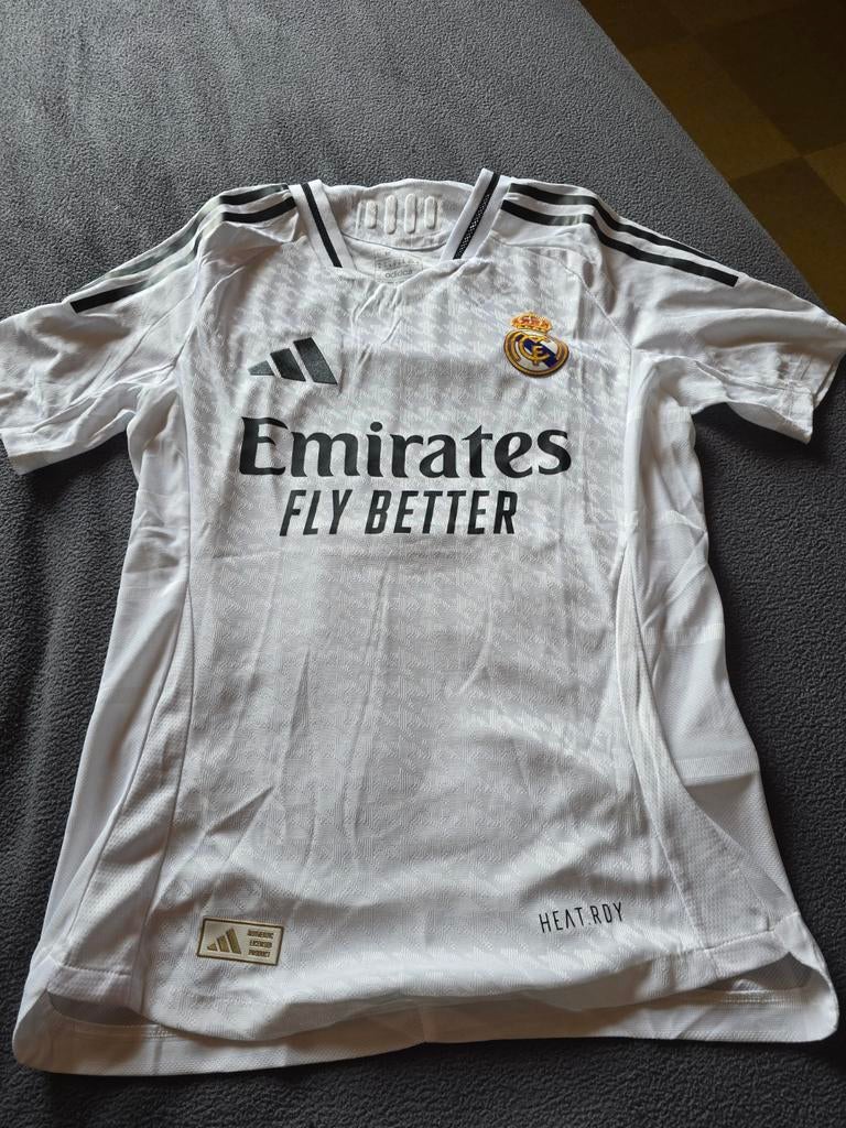 Real madrid jersey M, Sports & Fitness, Football, Enlèvement ou Envoi