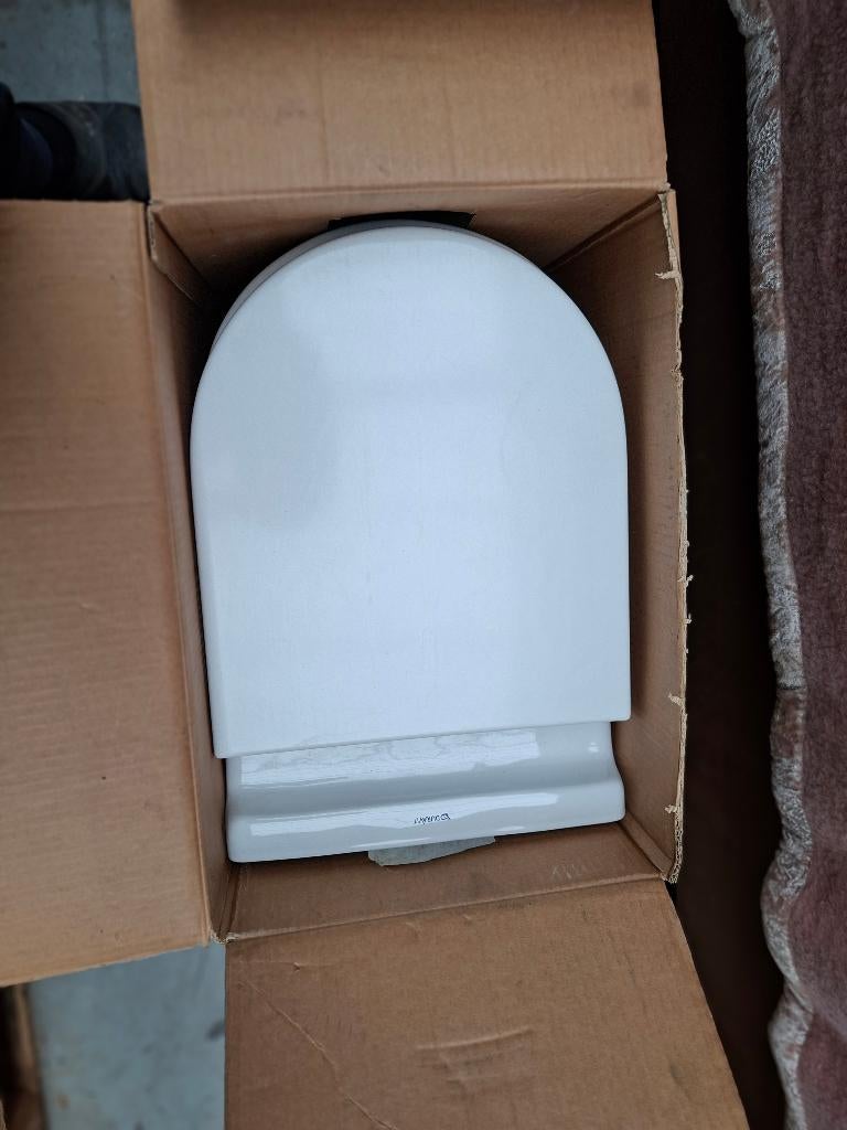 hang wc, Bricolage & Construction, Sanitaire, Enlèvement, Neuf, Pierre, Toilettes