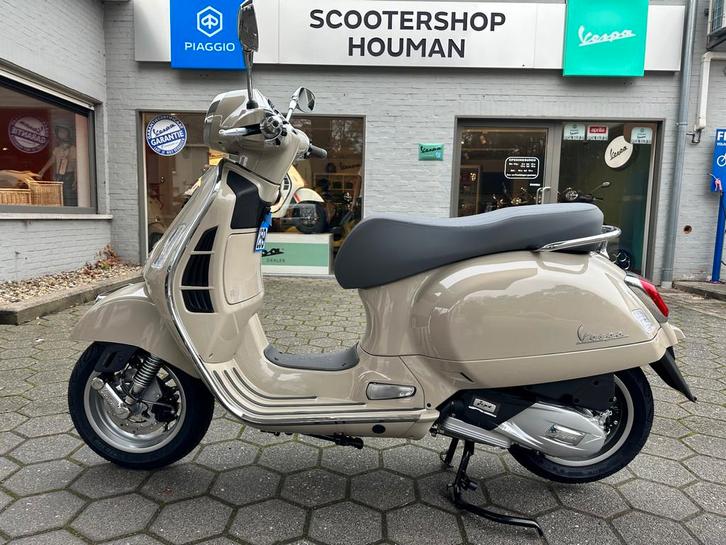 Vespa GTS 125 cc Beige Avvolgente (nr.13), Vélos & Vélomoteurs, Scooters | Vespa, Neuf, Autres modèles, Essence