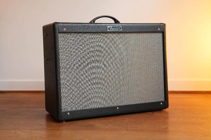 Fender Hot Rod Deluxe III – ampli guitare à lampes 40W, Muziek en Instrumenten, Versterkers | Bas en Gitaar, Zo goed als nieuw