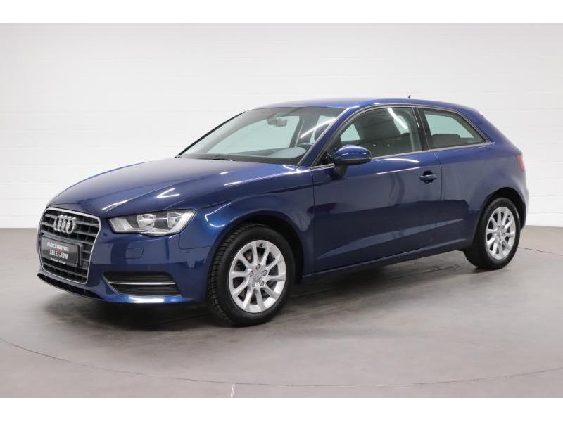 Audi A3 1.2 TFSI Audi A3 1.2 TFSI 6MT 110 ch, Euro 6, Blauw, Grijs, 3 deurs