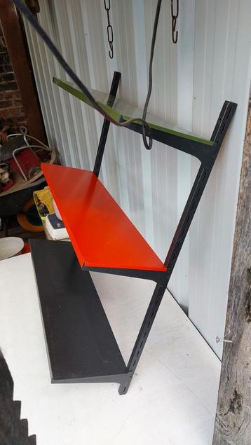 Retro metalen tomadorek, boekenrekken., Huis en Inrichting, Woonaccessoires | Wijnrekken, Ophalen, Zo goed als nieuw, Metaal