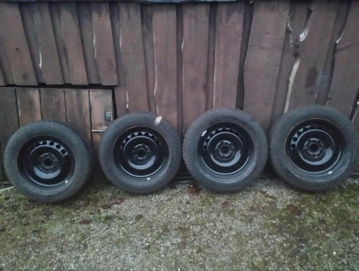Jantes et pneus  hiver VW 195/65 R 15, Auto-onderdelen, Banden en Velgen, Banden en Velgen, Winterbanden, 15 inch, 195 mm, Personenwagen