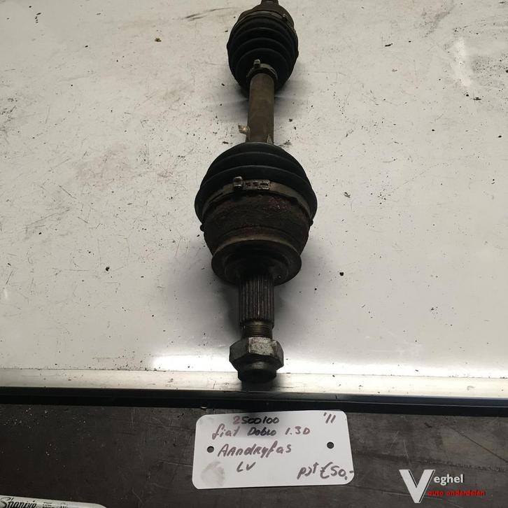 Fiat Doblo 1.3 Diesel 2011 2500100   Aandrijfas Linksvoor of, Auto-onderdelen, Transmissie en Toebehoren, Gebruikt, Ophalen of Verzenden