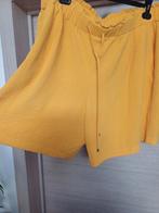 C&A bermuda okergeel Mt 48(rekbaar), Kleding | Dames, Broeken en Pantalons, Kort, Geel, Maat 46/48 (XL) of groter, Ophalen of Verzenden