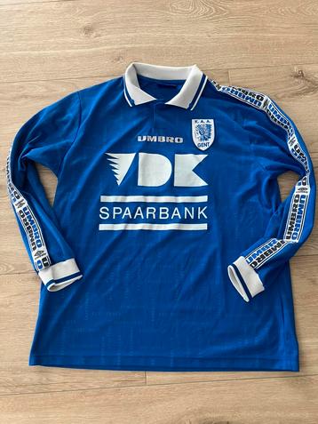 Voetbalshirt Gent 1998-1999 beschikbaar voor biedingen